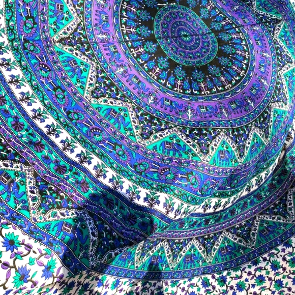 HUGE Wall Tapestry Hanging Art Mandala - Picture 5 of 7